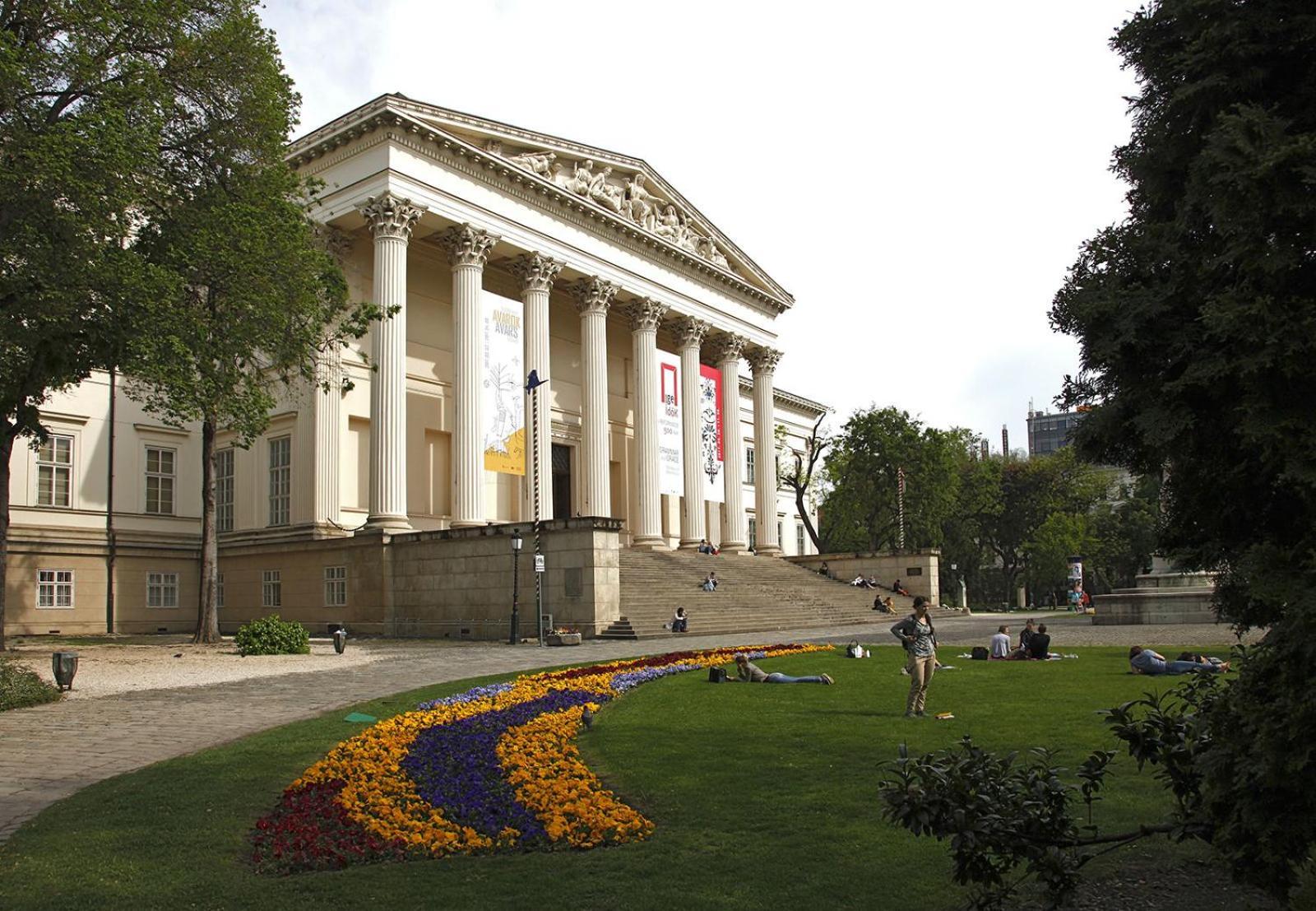 Real Apartments Museum Budapest Ngoại thất bức ảnh